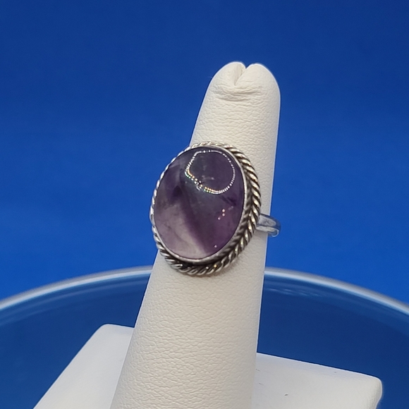 NWT Natural Amethyst Solitaire in 925 Sterling Silver Size 5 - Picture 4 of 8